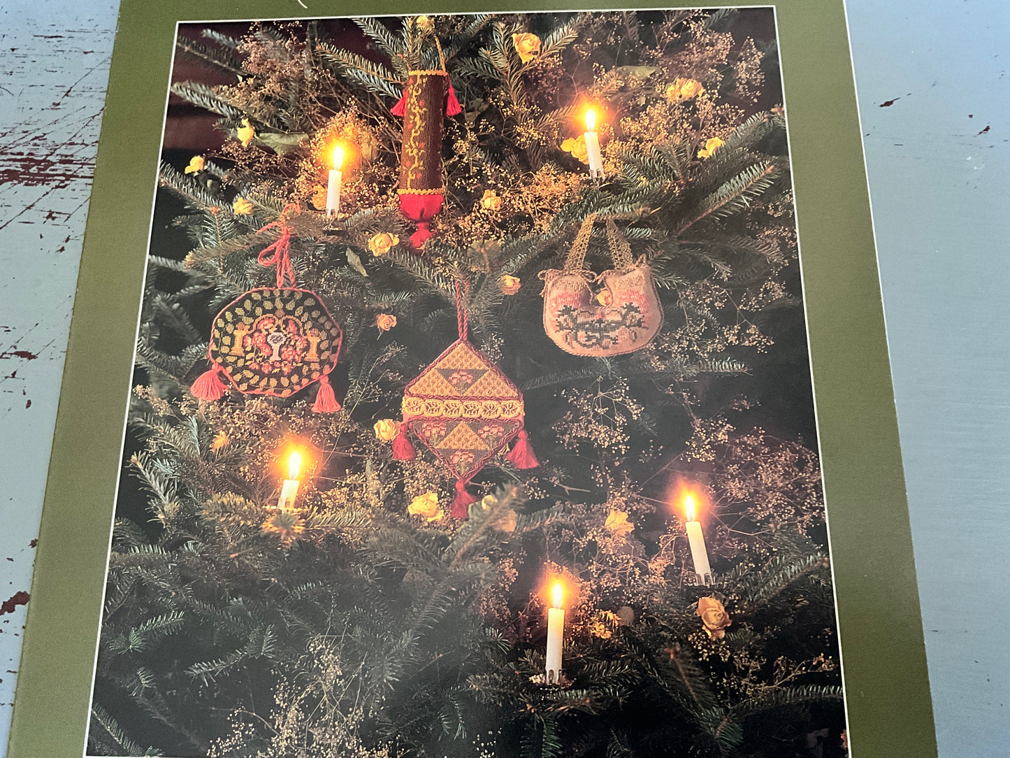 Mary Beale Christmas Roses I Vintage 1989 Counted Cross Stitch Chart