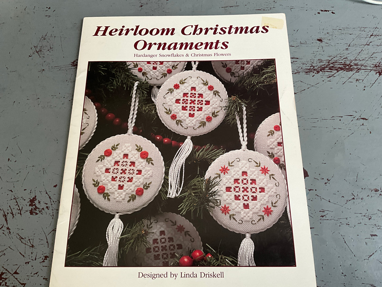 Heirloom Christmas Linda Driskell Hardanger Snowflakes & Christmas Flowers counted cross stitch chart