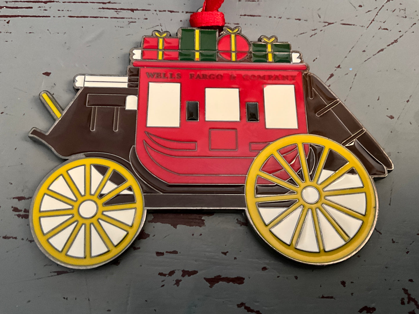 Wells Fargo & Company wagon old fashioned carriage painted metal Christmas holiday ornament