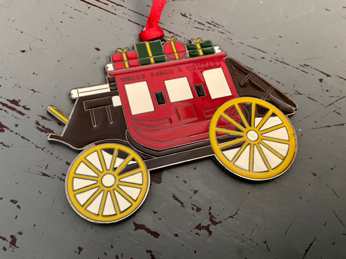 Wells Fargo & Company wagon old fashioned carriage painted metal Christmas holiday ornament
