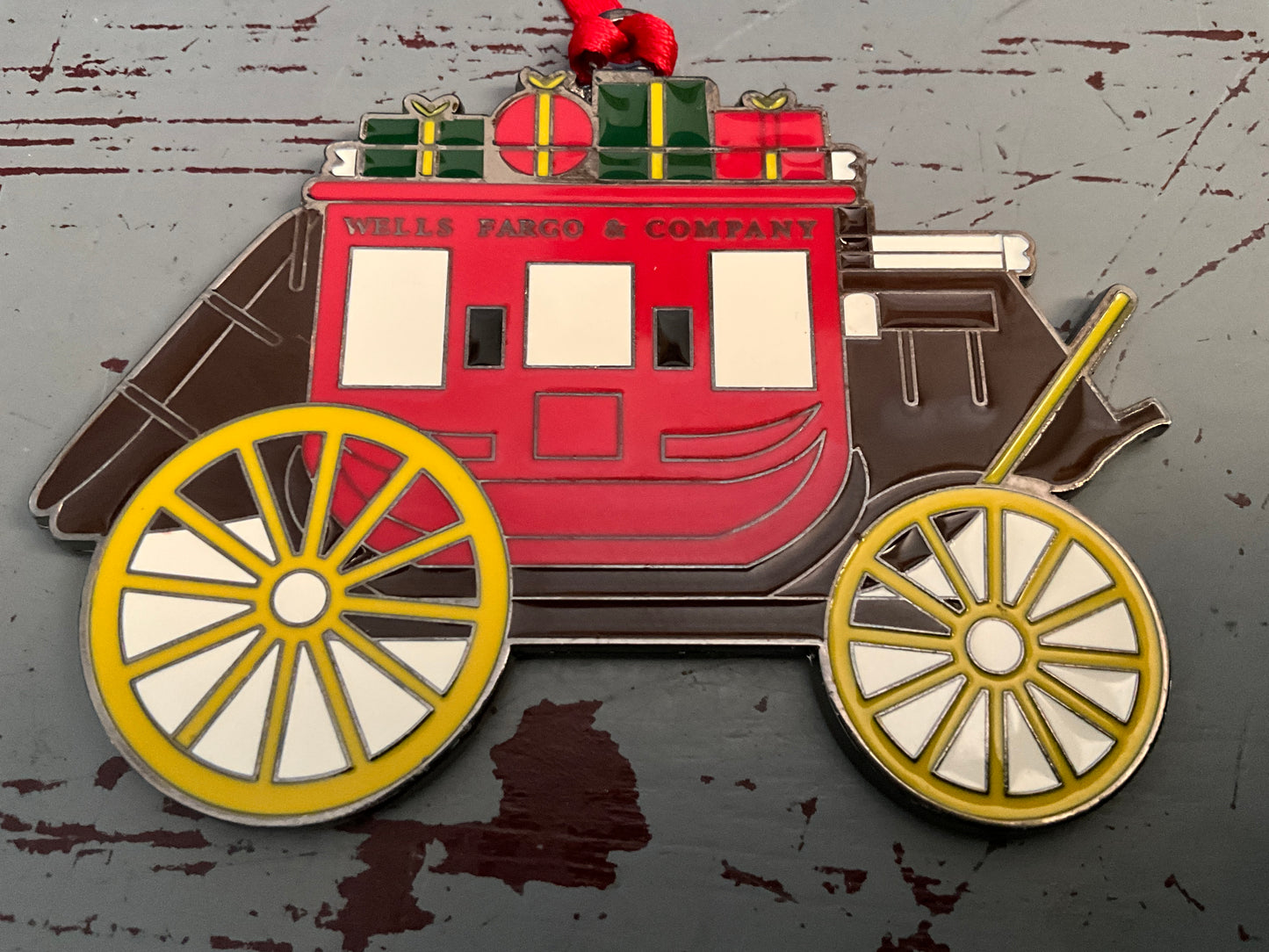 Wells Fargo & Company wagon old fashioned carriage painted metal Christmas holiday ornament