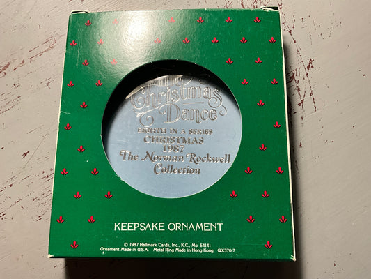 Hallmark Norman Rockwell #8 1987 Collectors Series Keepsake Ornament QX370-7