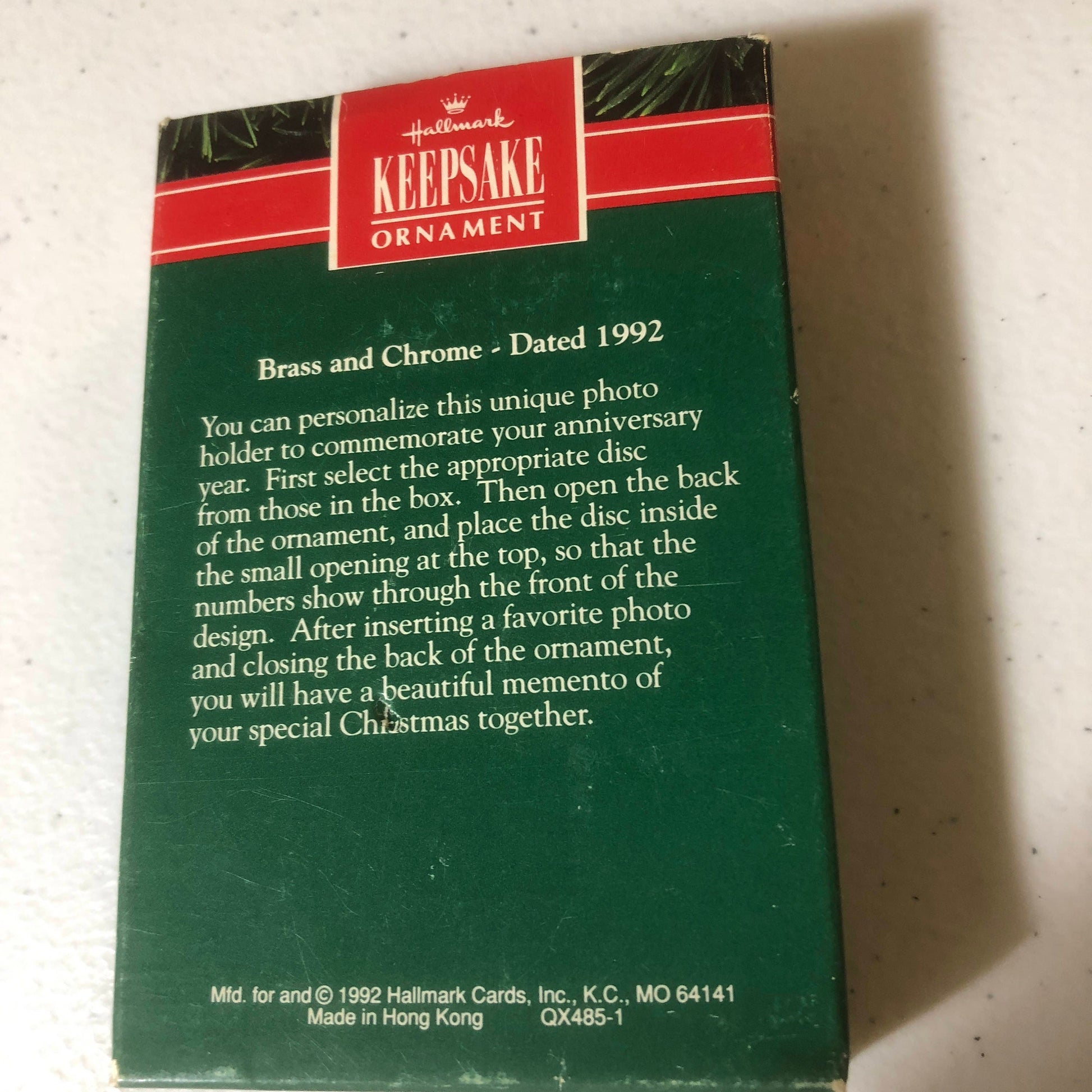 Hallmark, Anniversary Year with 5th, 10th, 25th, 30th, 35th, 40th, or 50th charms, Vintage 1992, Keepsake Ornament, QX4851