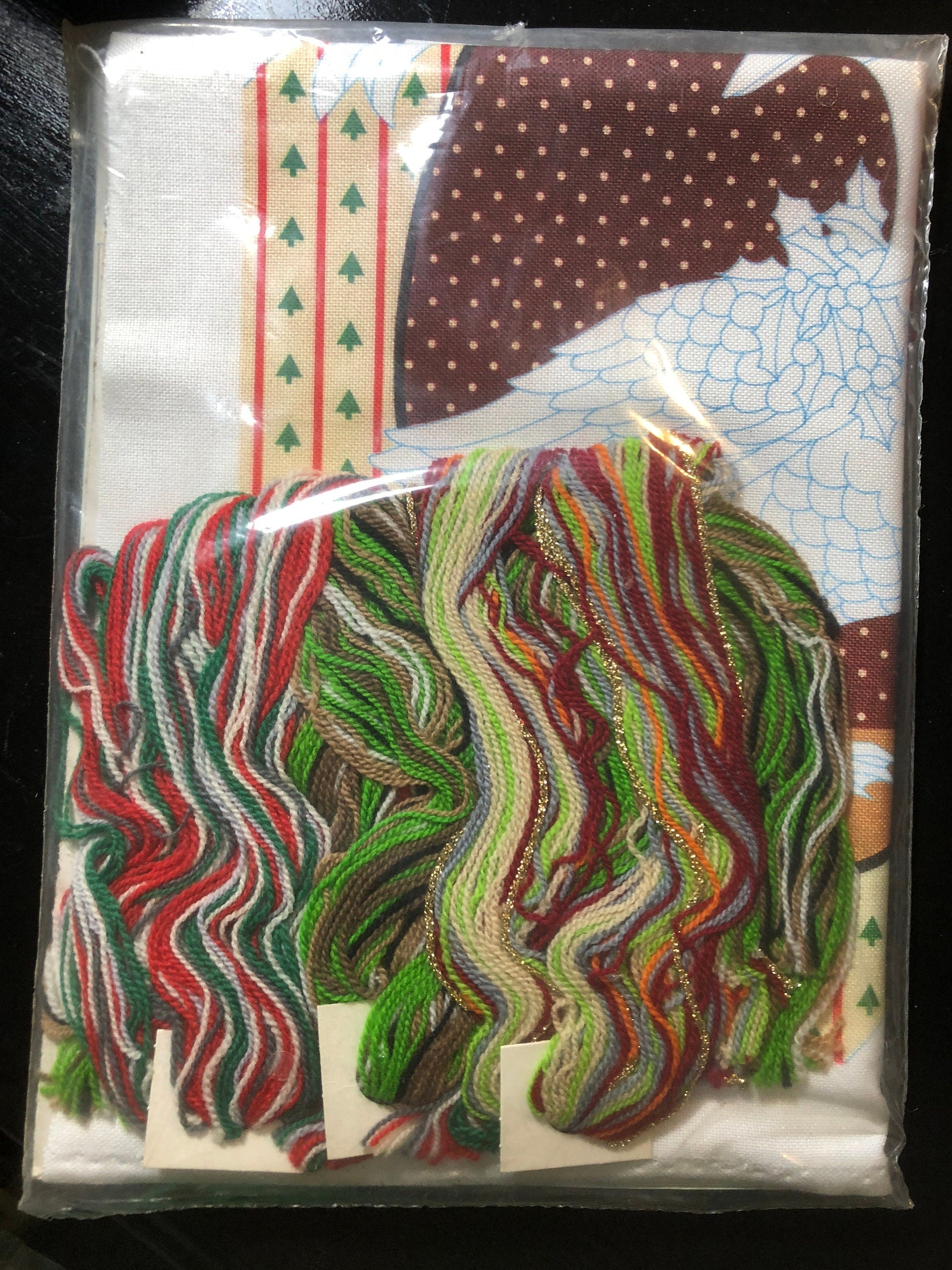 Needle Treasures, Holiday Goose, 12 by 16 inch, Crewel Kit