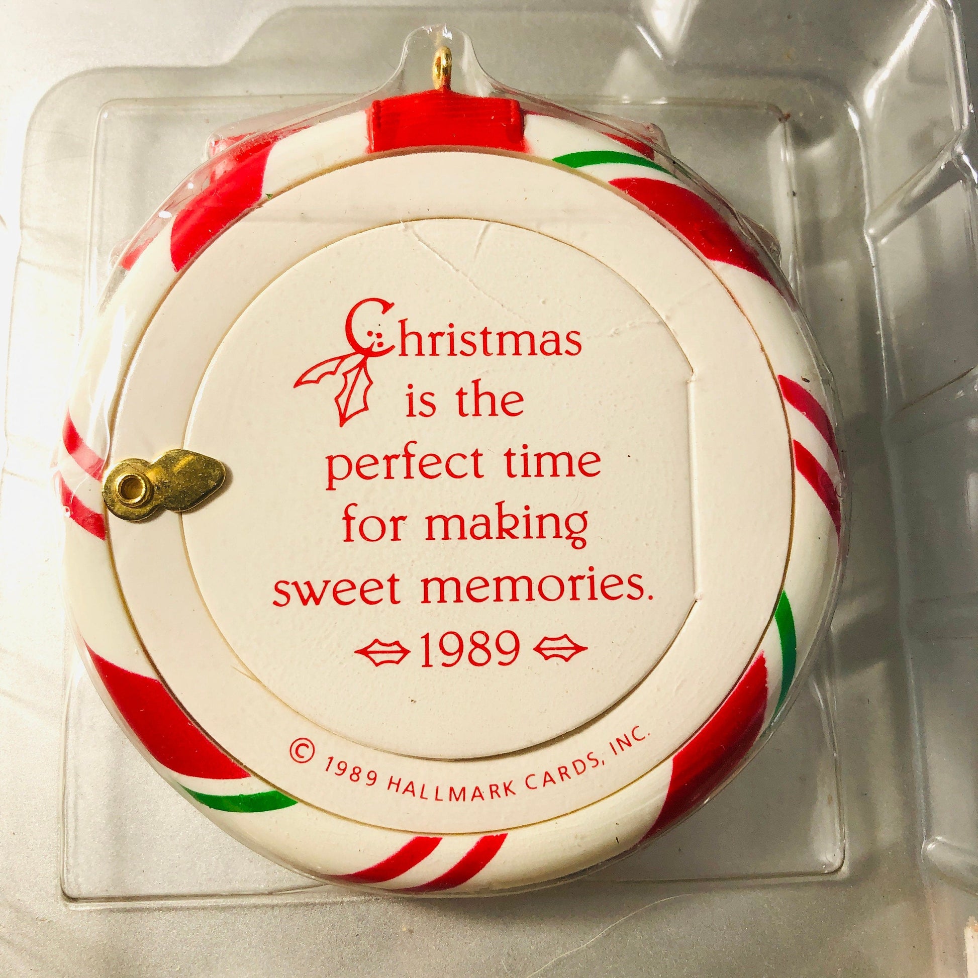 Hallmark, Sweet Memories, Dated 1989, Photoholder Ornament