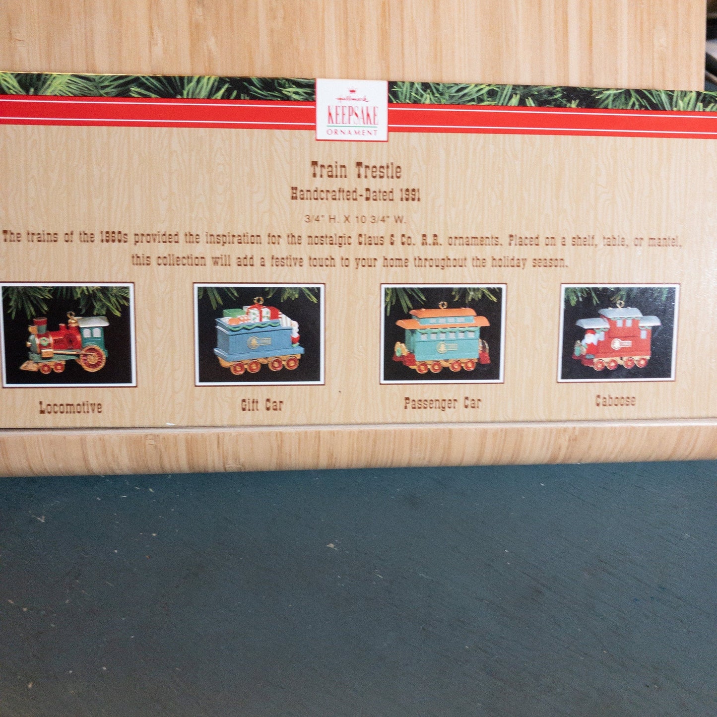 Hallmark, Claus and Co RR, Trestle, Vintage 1991, Display Stand, XPR9734*