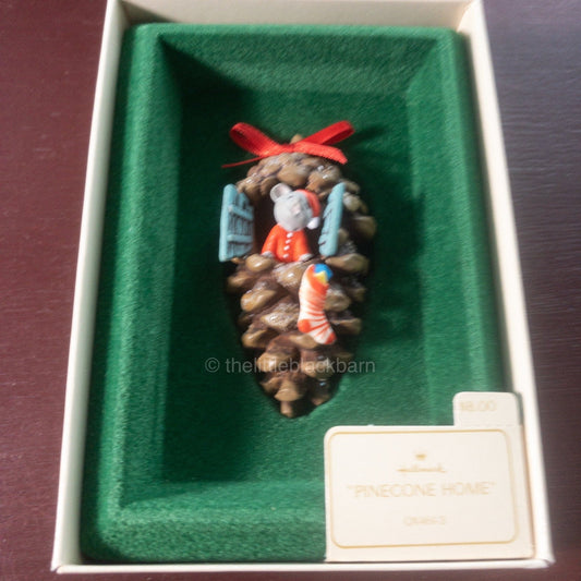 Hallmark, Pine Cone Home, Vintage 1982, Keepsake Ornament, QX4613