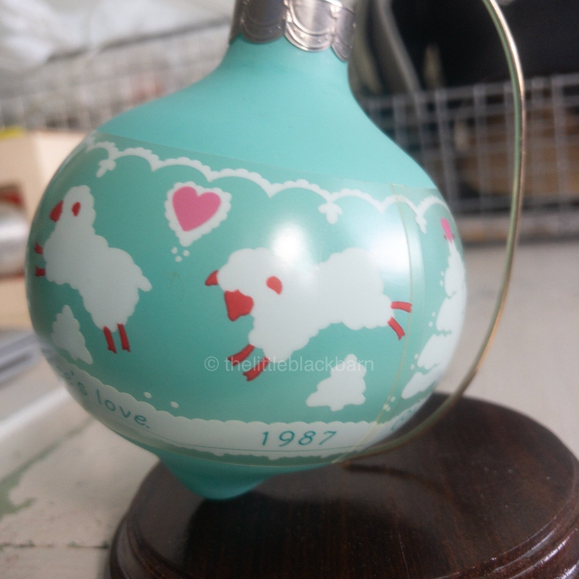 Hallmark, Niece, Teardrop Shape, Vintage 1987,, Keepsake Glass Ornament, QX2759*