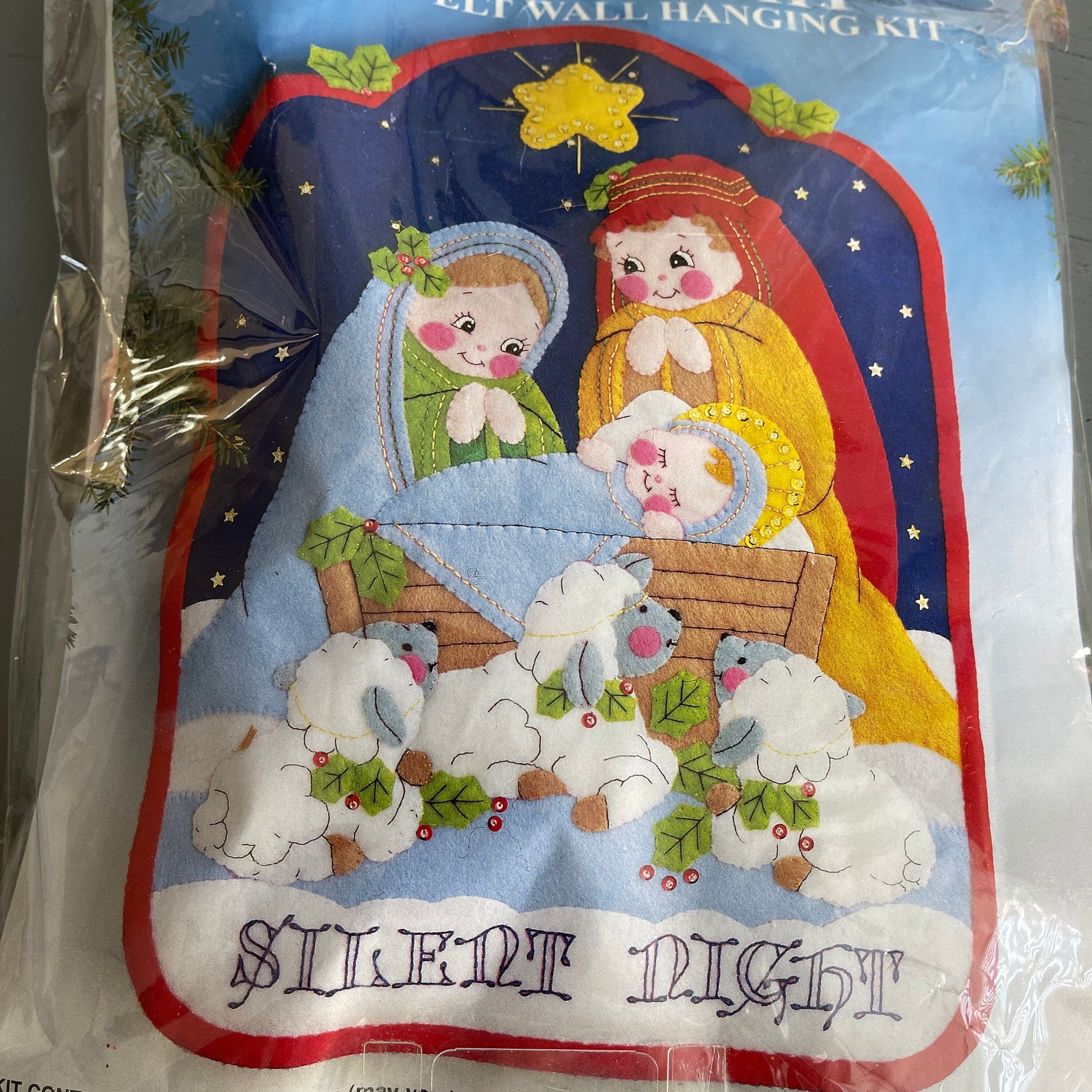 Design Works Silent Night Felt Wall Hanging Kit 12 By 17 Inches