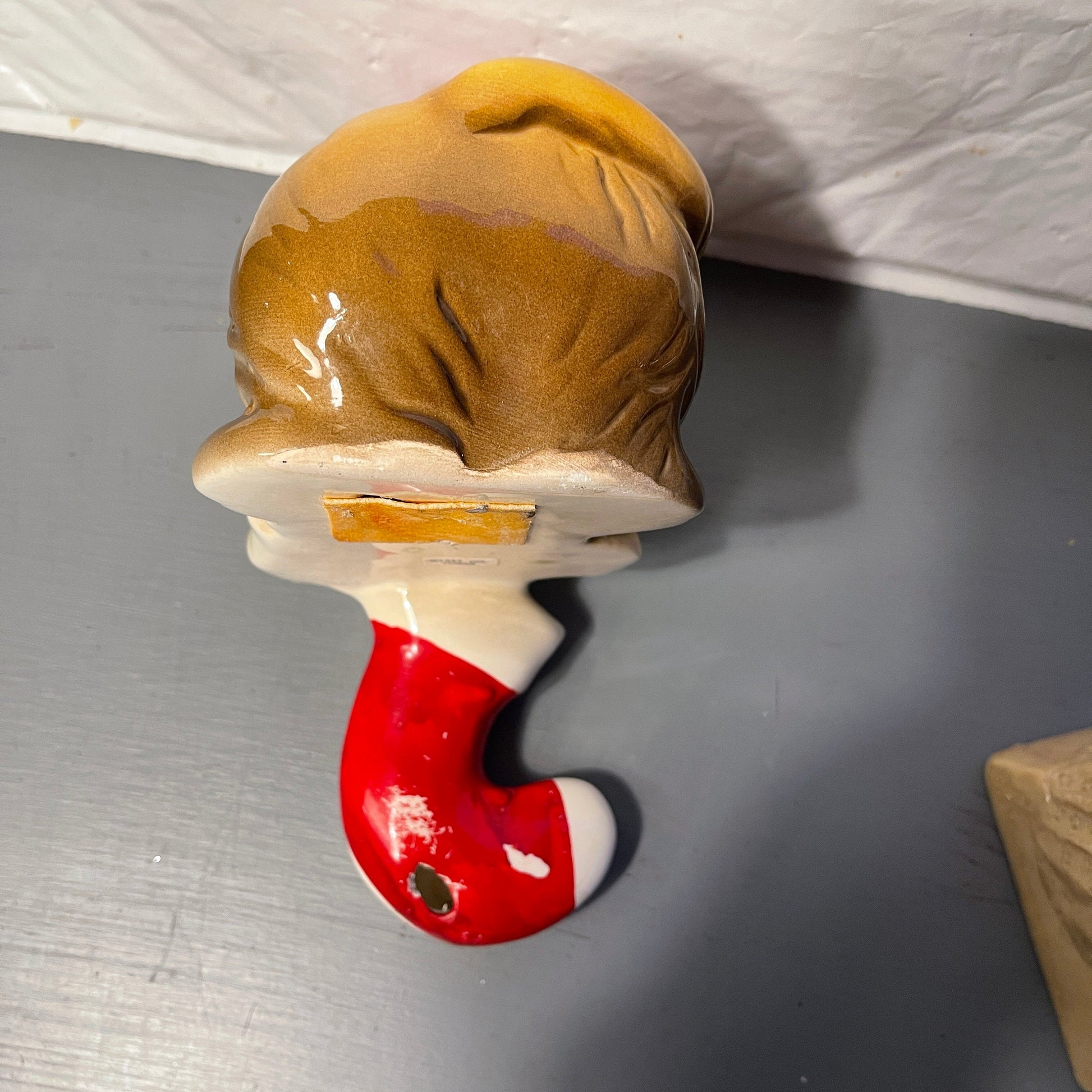 HOL Very Cute Puppy in a Santa Cap Holding His Christmas Stocking Vintage 1985 Collectible Ceramic Mantel Stocking Hook
