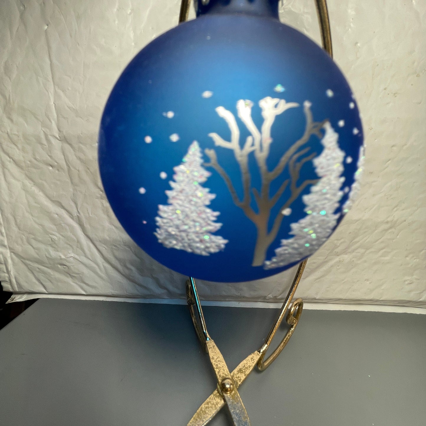 Bronner's Christmas Wonderland Choice Of 2 Beautiful Glass Ball Christmas Ornaments