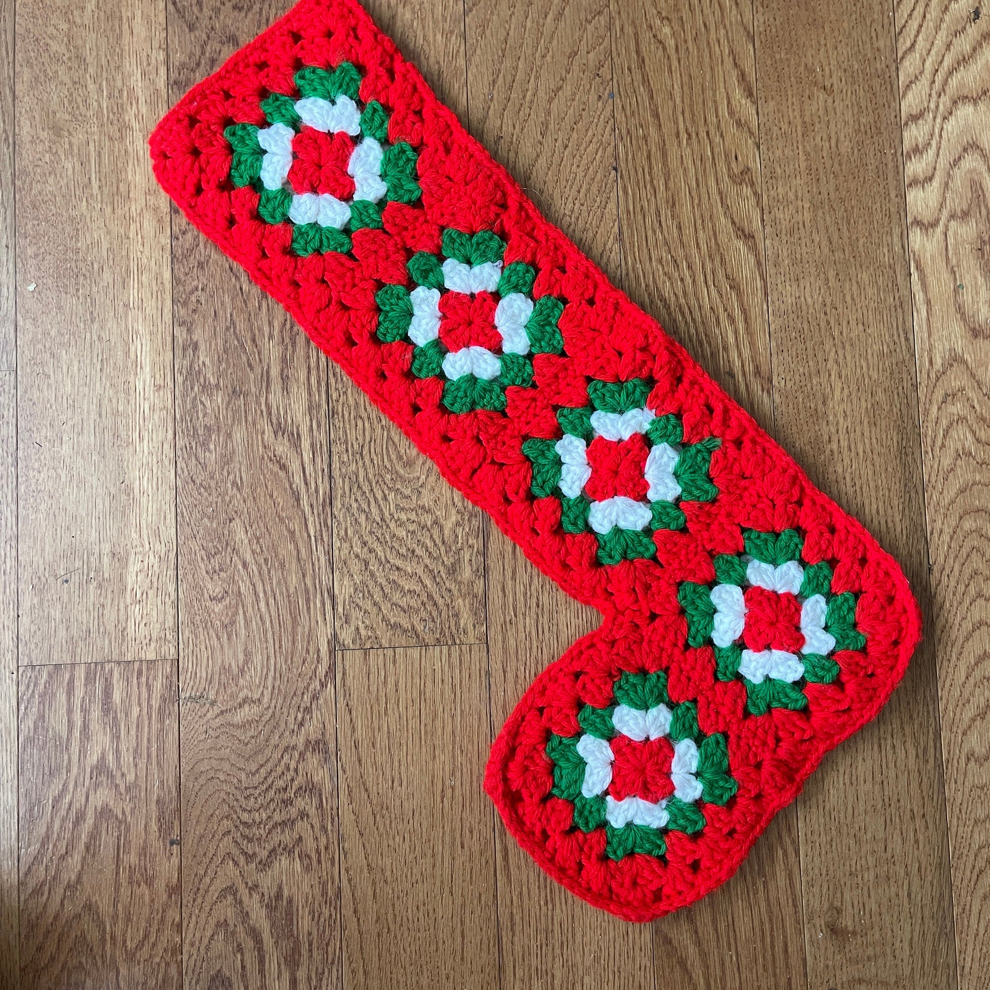 Hand Knitted/Crocheted Set Of 2 Vintage Collectible Christmas Stockings Cottagecore Decor*