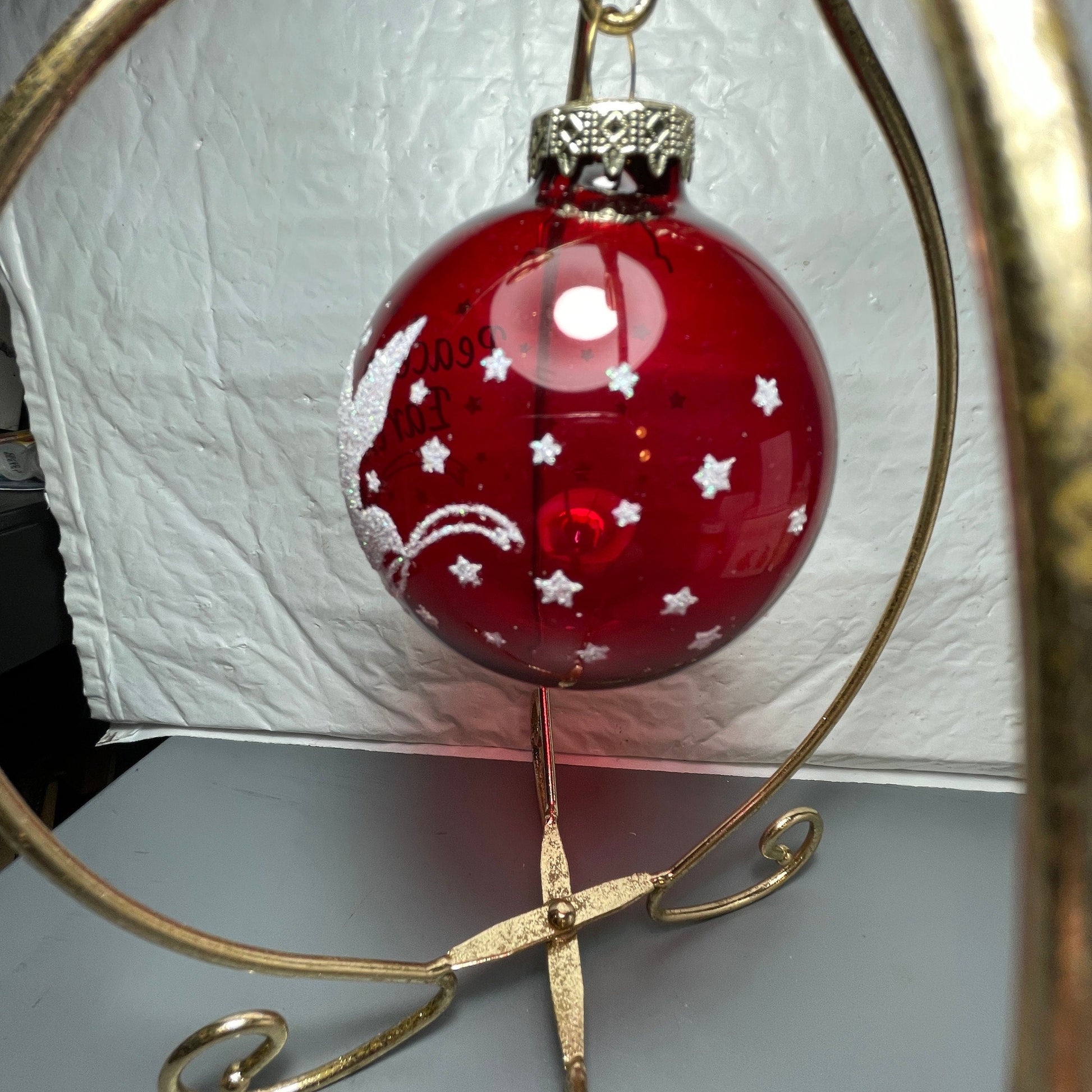 Bronner's Christmas Wonderland Choice Of 2 Beautiful Glass Ball Christmas Ornaments