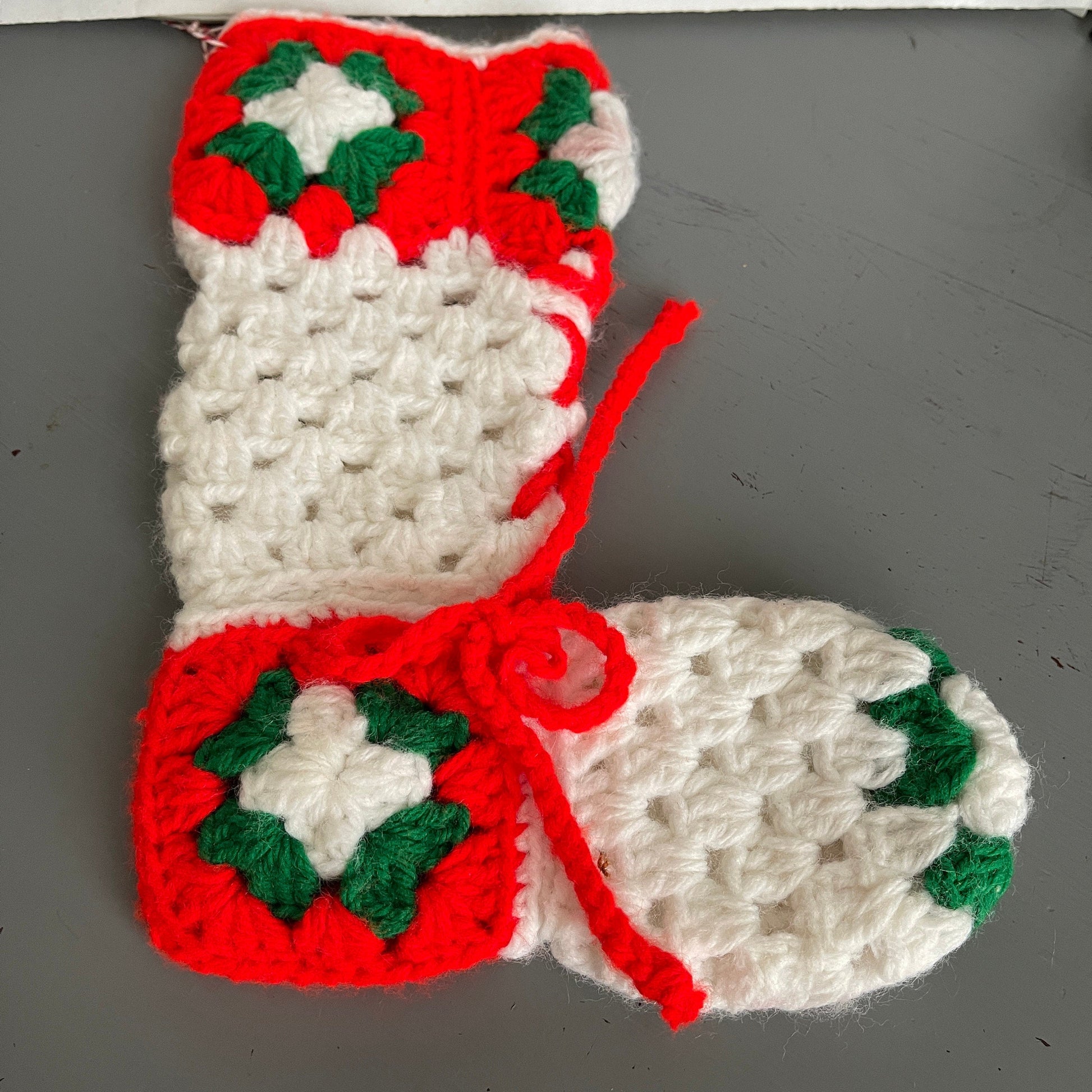 Hand Knitted/Crocheted Set Of 2 Vintage Collectible Christmas Stockings Cottagecore Decor*