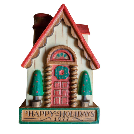 Hallmark, Happy Holidays Yesteryears House, Dated 1977, Keepsake Ornament, QX1702