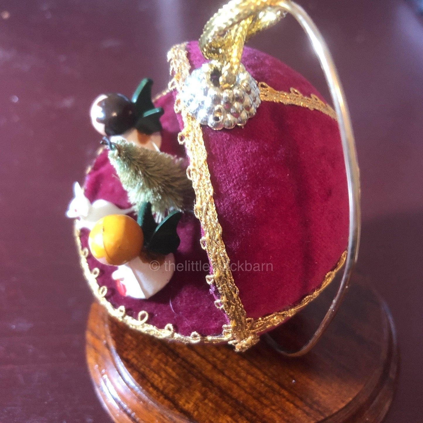 Velveteen Ball Ornament, with 2 Angels a Mouse and a Christmas Tree, Christmas*