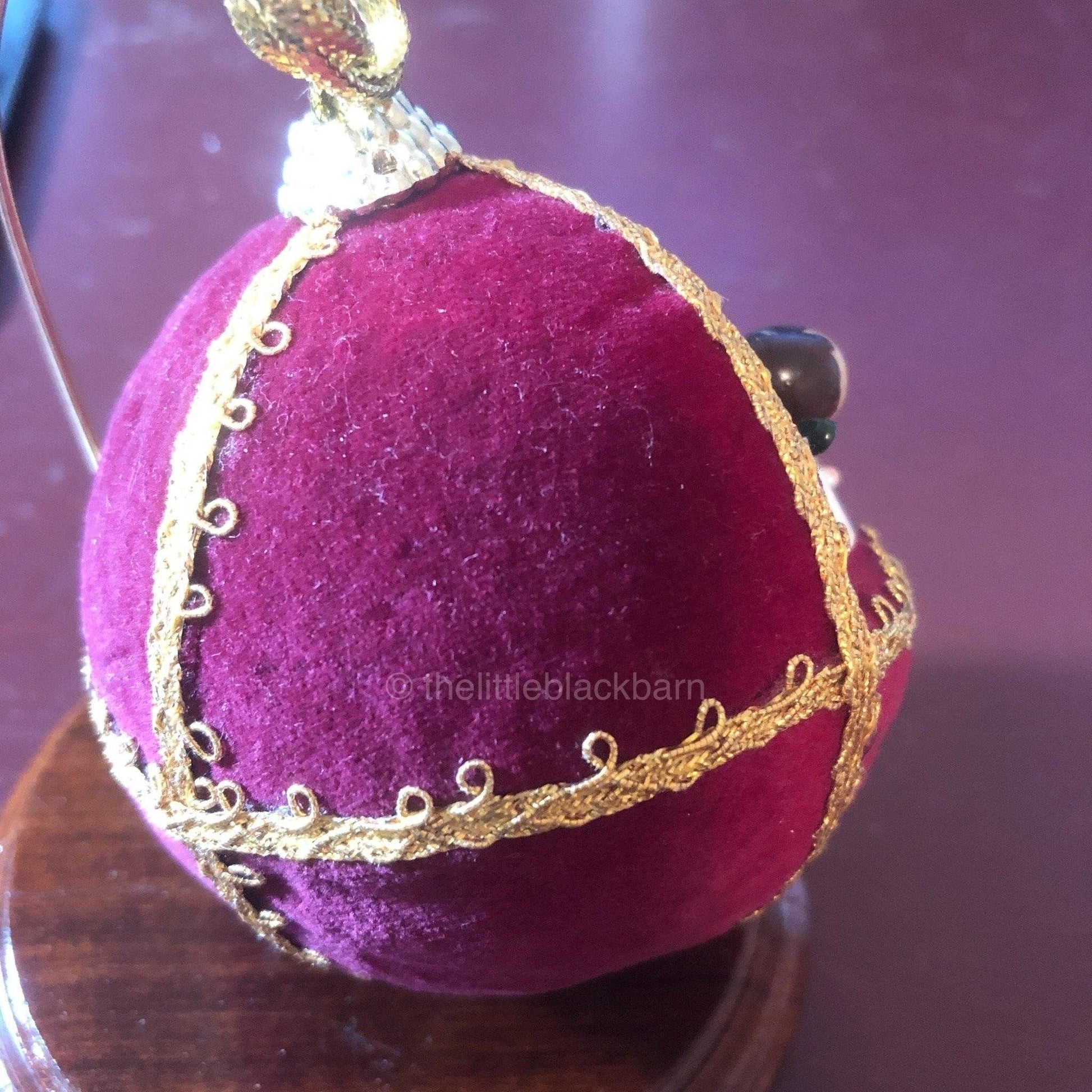 Velveteen Ball Ornament, with 2 Angels a Mouse and a Christmas Tree, Christmas*
