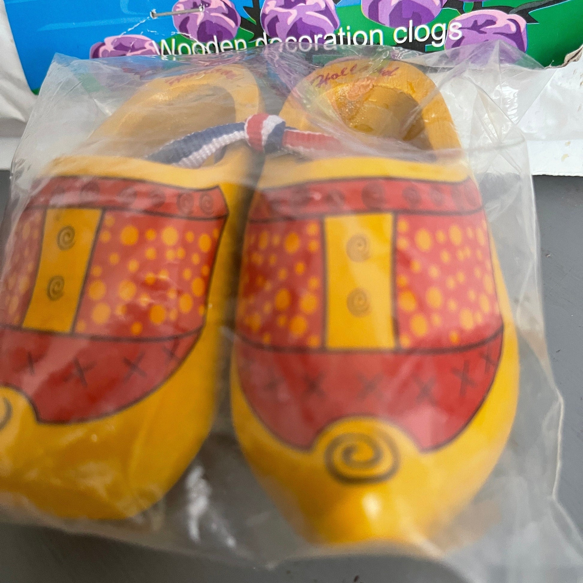 Holland Souvenir Little Wooden Shoes Pair Of Dutch Clogs Vintage Collectible Ornament