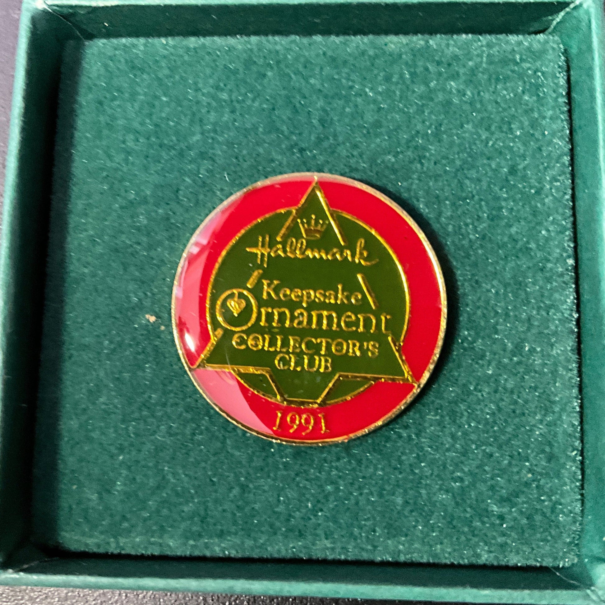 Hallmark Keepsake choice Member Gift Pins see pictures and variations*