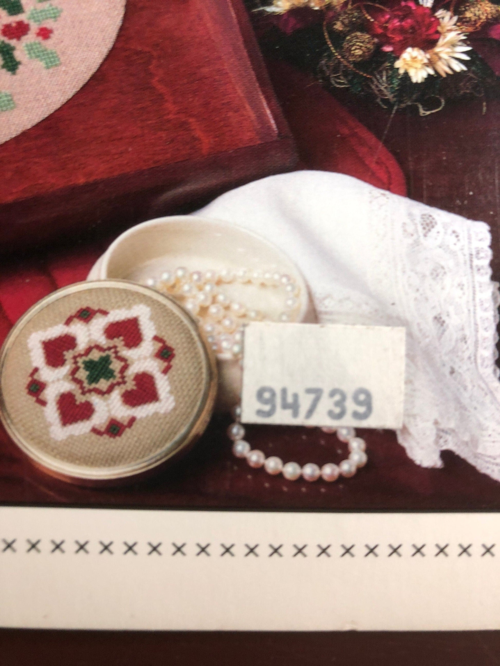 The Need'l Love Company, Hearts & Holly, Designed by, Renee Nanneman, Vintage 1988, Counted Cross Stitch, Pattern Book