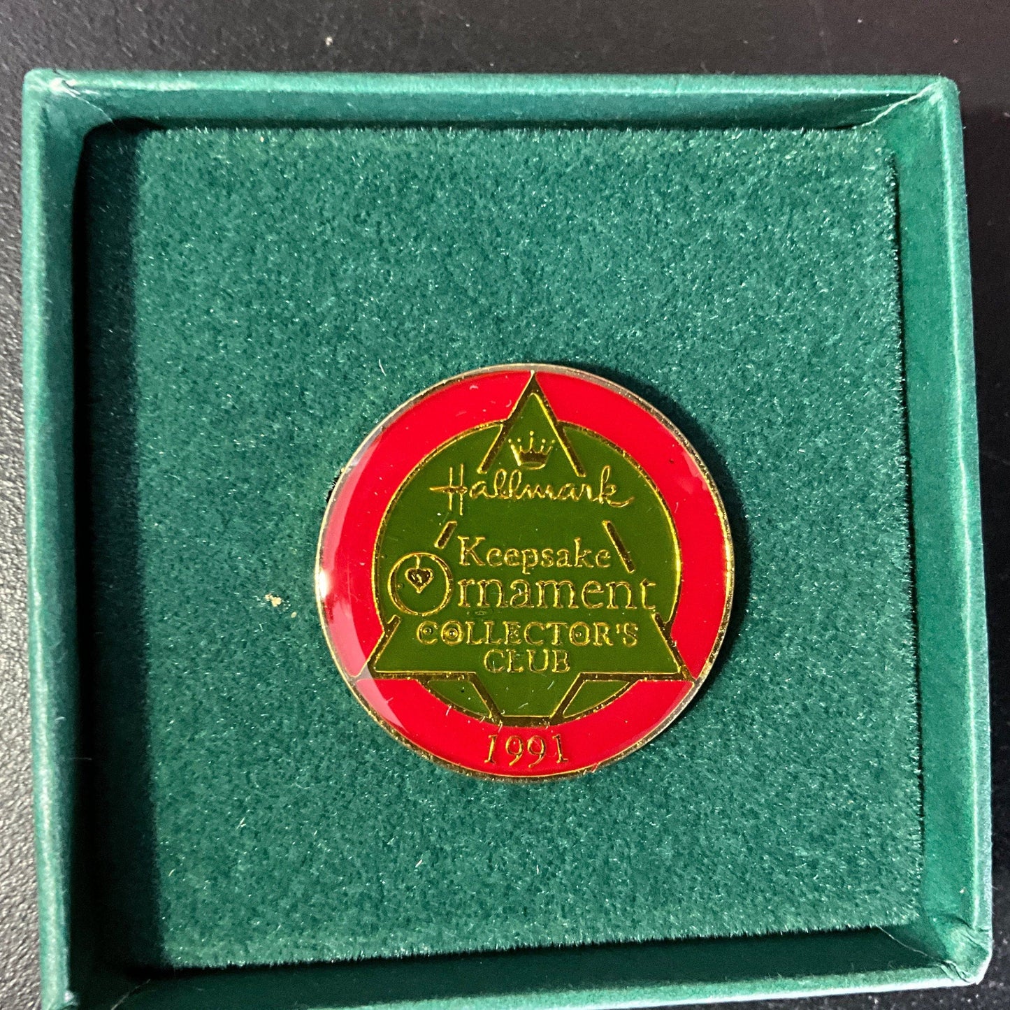 Hallmark Keepsake choice Member Gift Pins see pictures and variations*