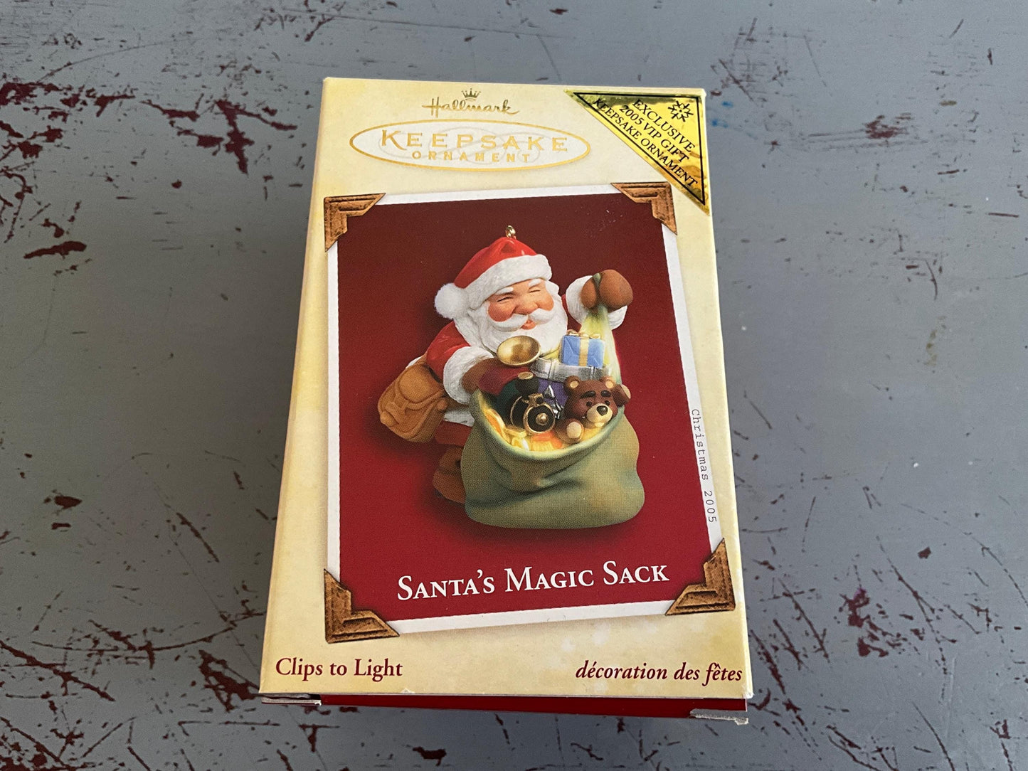 Hallmark Santa's Magic Sack 2005 Exclusive VIP Gift Keepsake Ornament. QXG4465