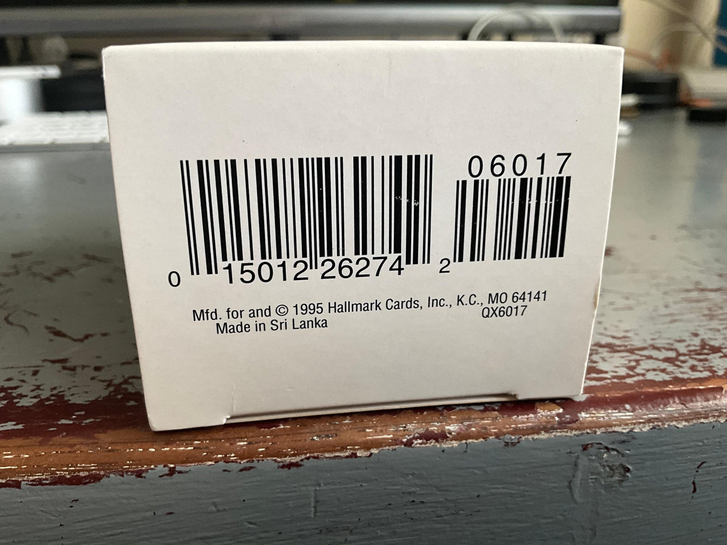 Hallmark Santa's Serenade 1995 Kepsake ornament.QX6017