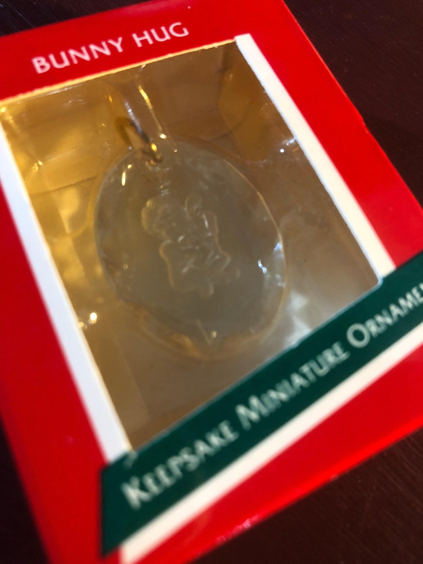 Hallmark, Bunny Hug, Miniature, Vintage 1989, Keepsake Ornament, QXM5775*
