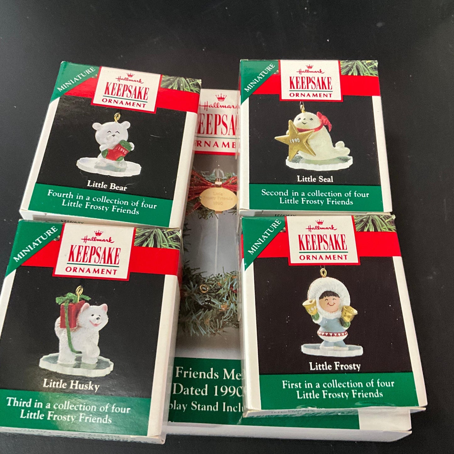 Hallmark Frosty Friends Memory Wreath XPR9724 Keepsake Ornament with miniature ornaments see pictures and variations*