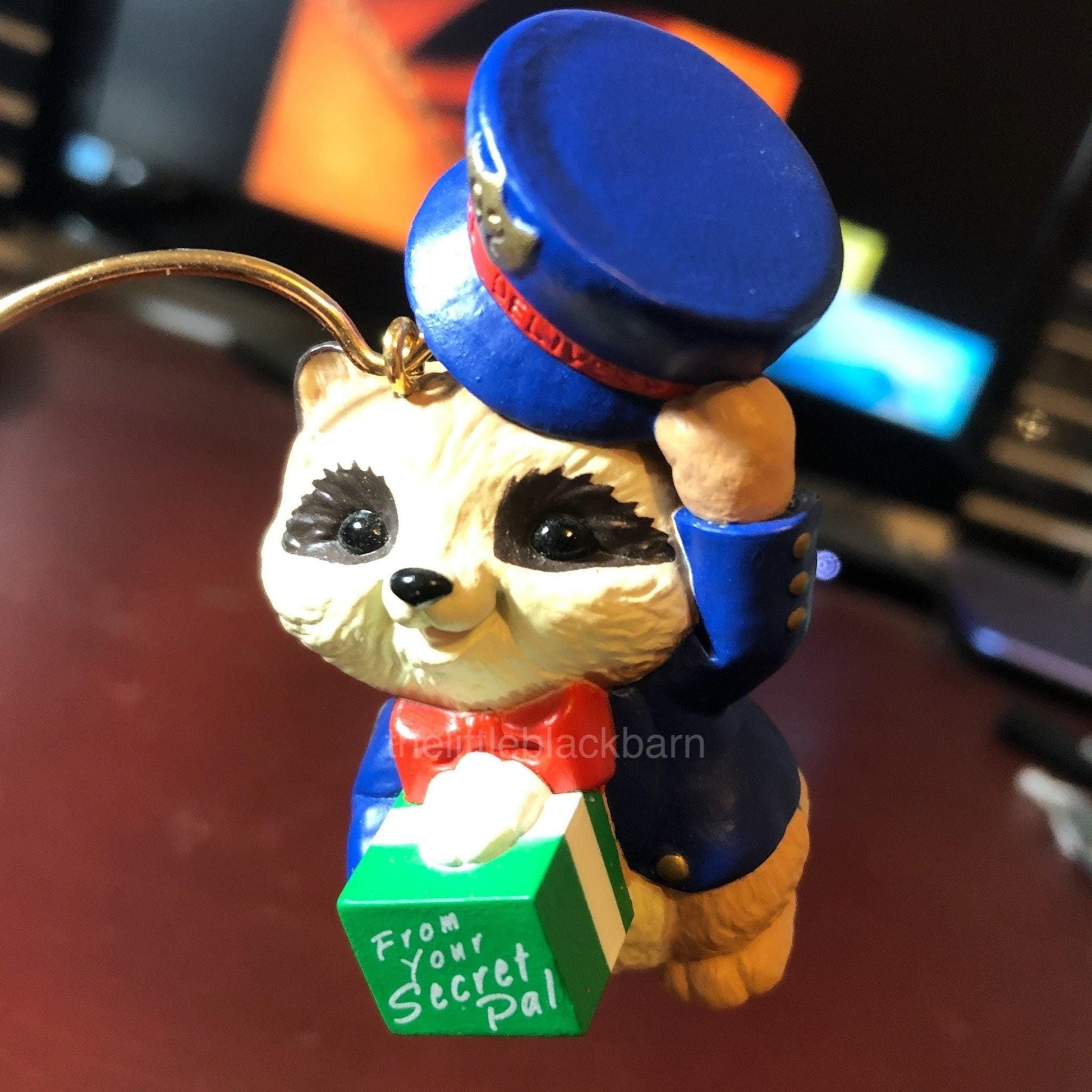 Hallmark, Secret Pal, Dated 1992, Keepsake Ornament,QX5424, New Commemorative