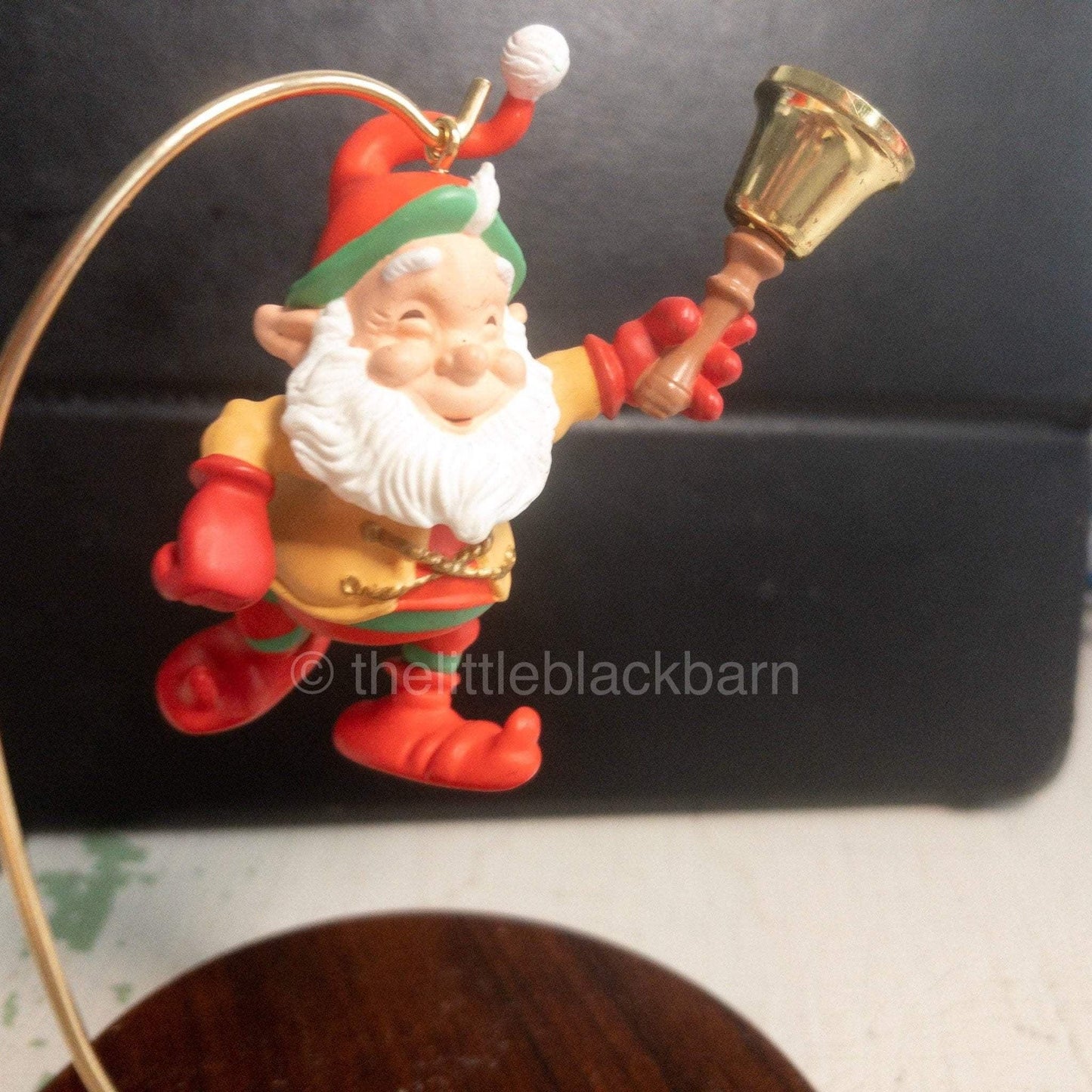 Hallmark, Bell Bearing Elf, Club, Vintage 2000 Keepsake Ornament, QXC4514*