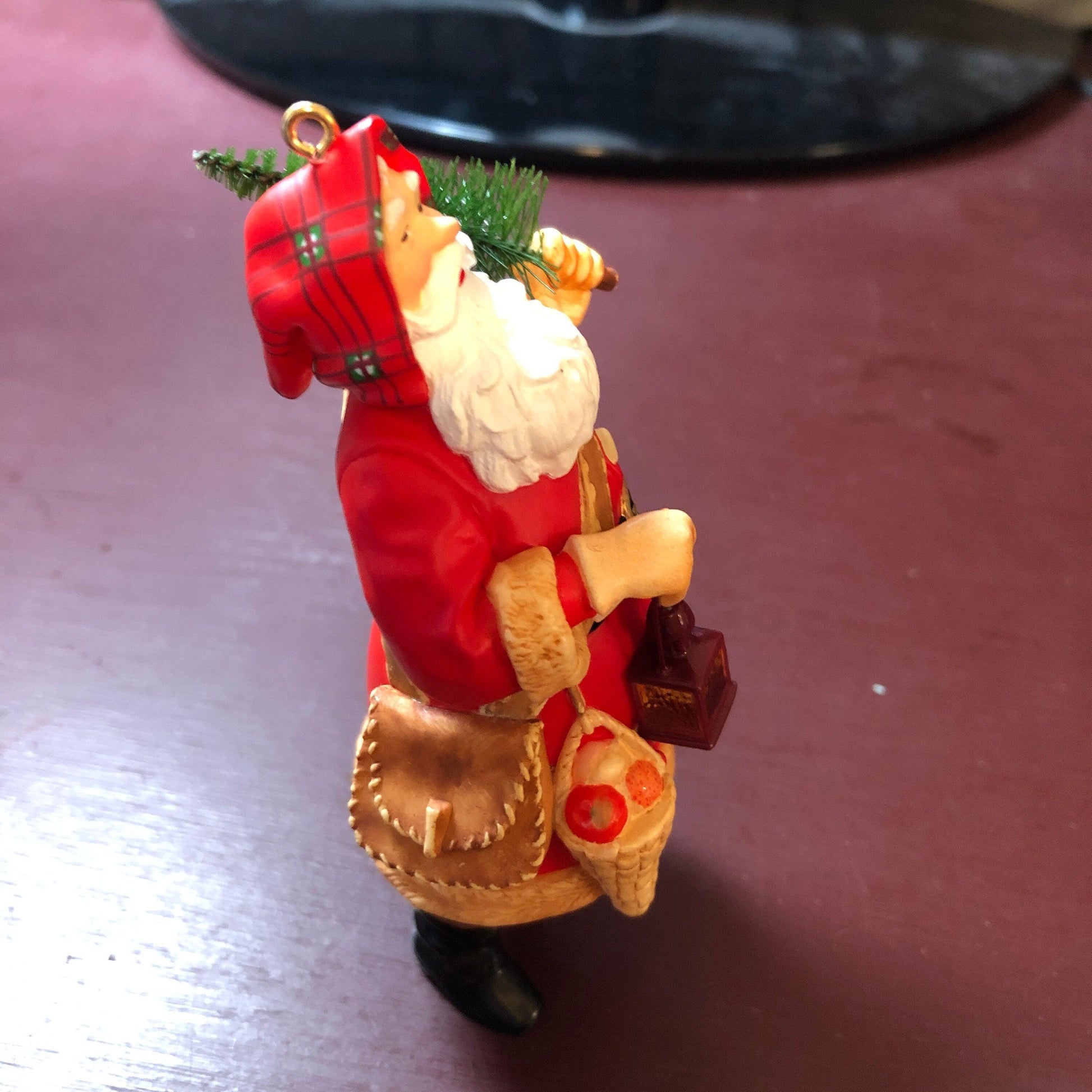 Hallmark, Winterberry Santa, Dated 2000, Keepsake Ornament, QXI4331-DB*