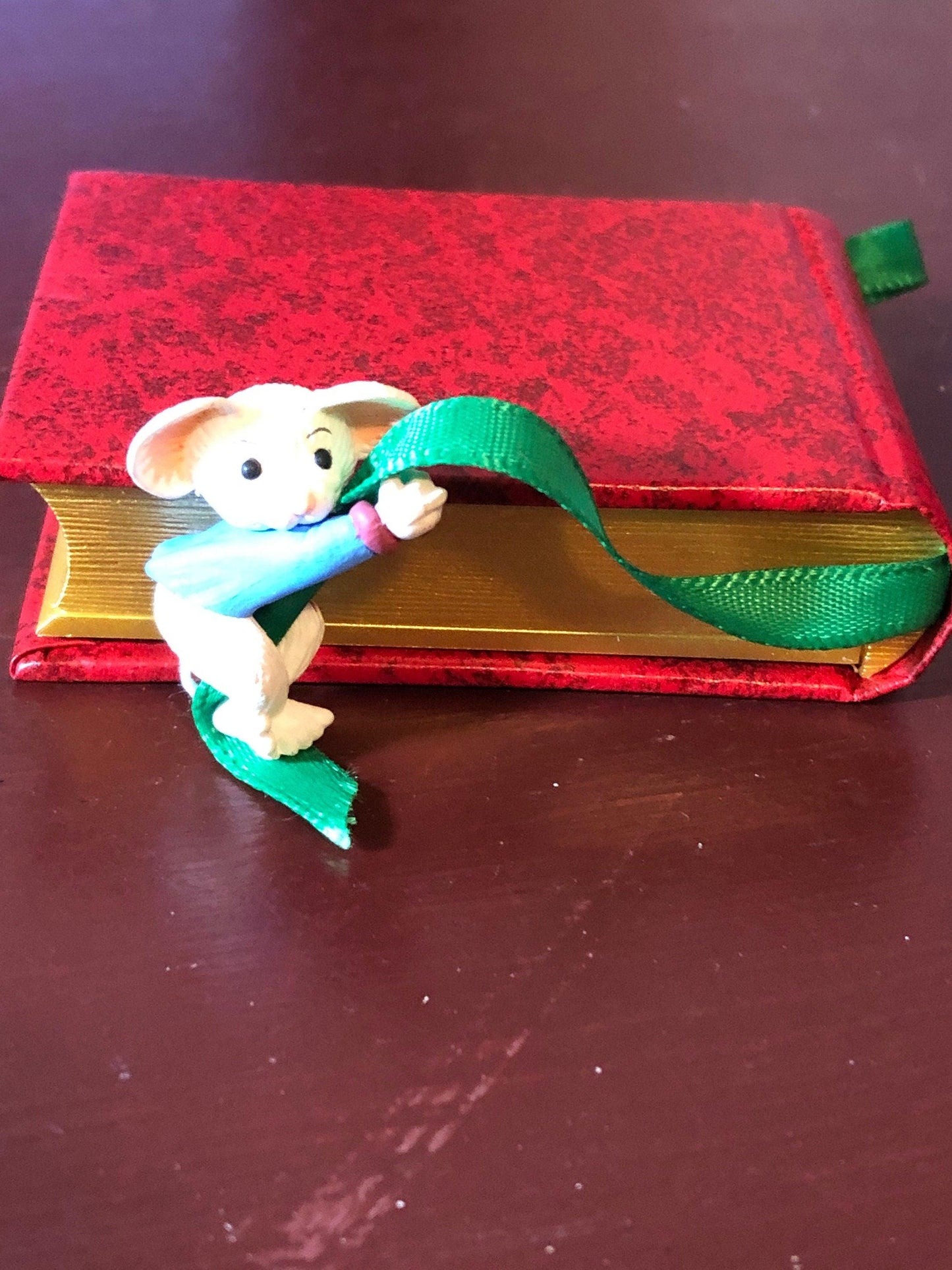 Hallmark Keepsake, Happy Holidays, Photo Holder, Dated 1995, Keepsake Ornament, QX6307