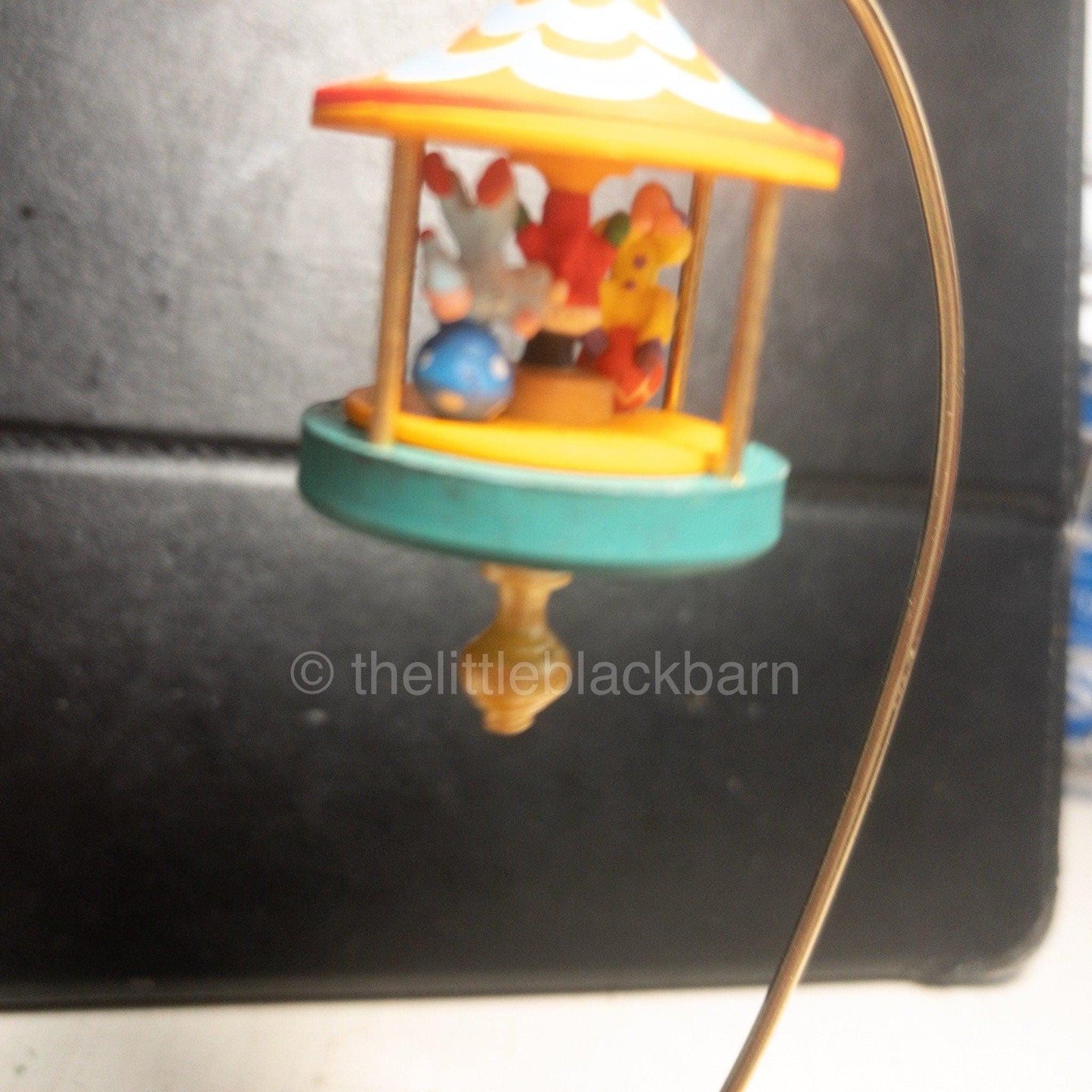 Hallmark Keepsake, Miniature Ornament, Santa's, Little Big Top Dated 1996, QXM4081