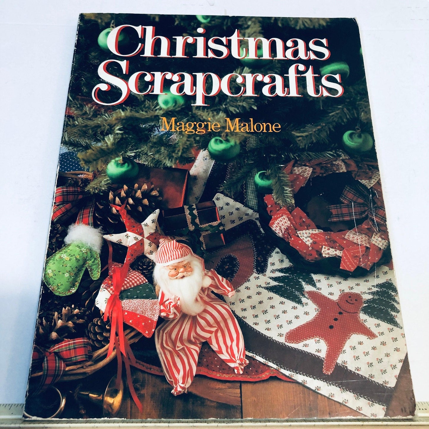 Sterling, Christmas Scrapcrafts, Maggie Malone, Vintage 1992, Softcover Craft Book