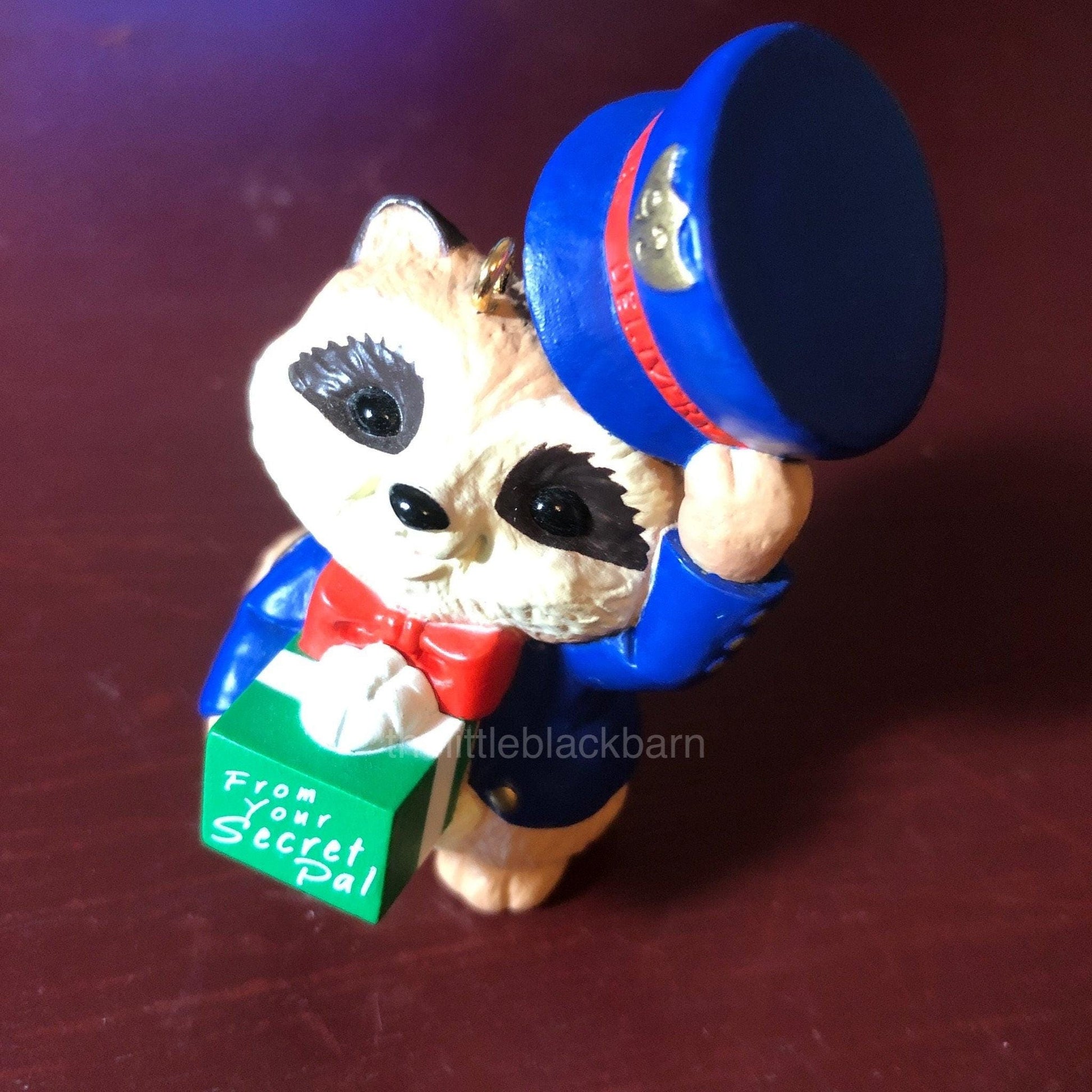 Hallmark, Secret Pal, Dated 1992, Keepsake Ornament,QX5424, New Commemorative