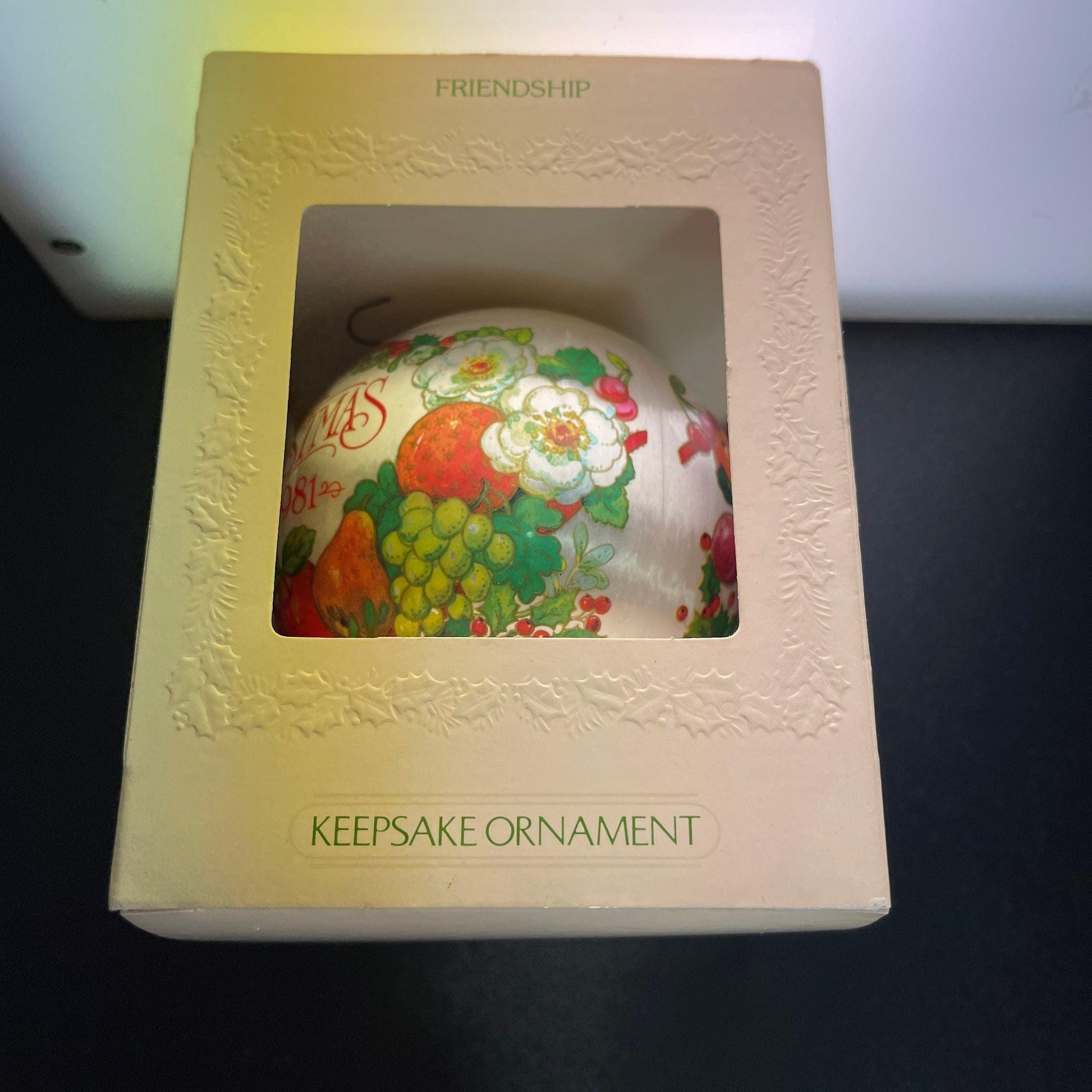 Hallmark Friendship Dated 1981 Christmas Satin Ball Ornament QX7042