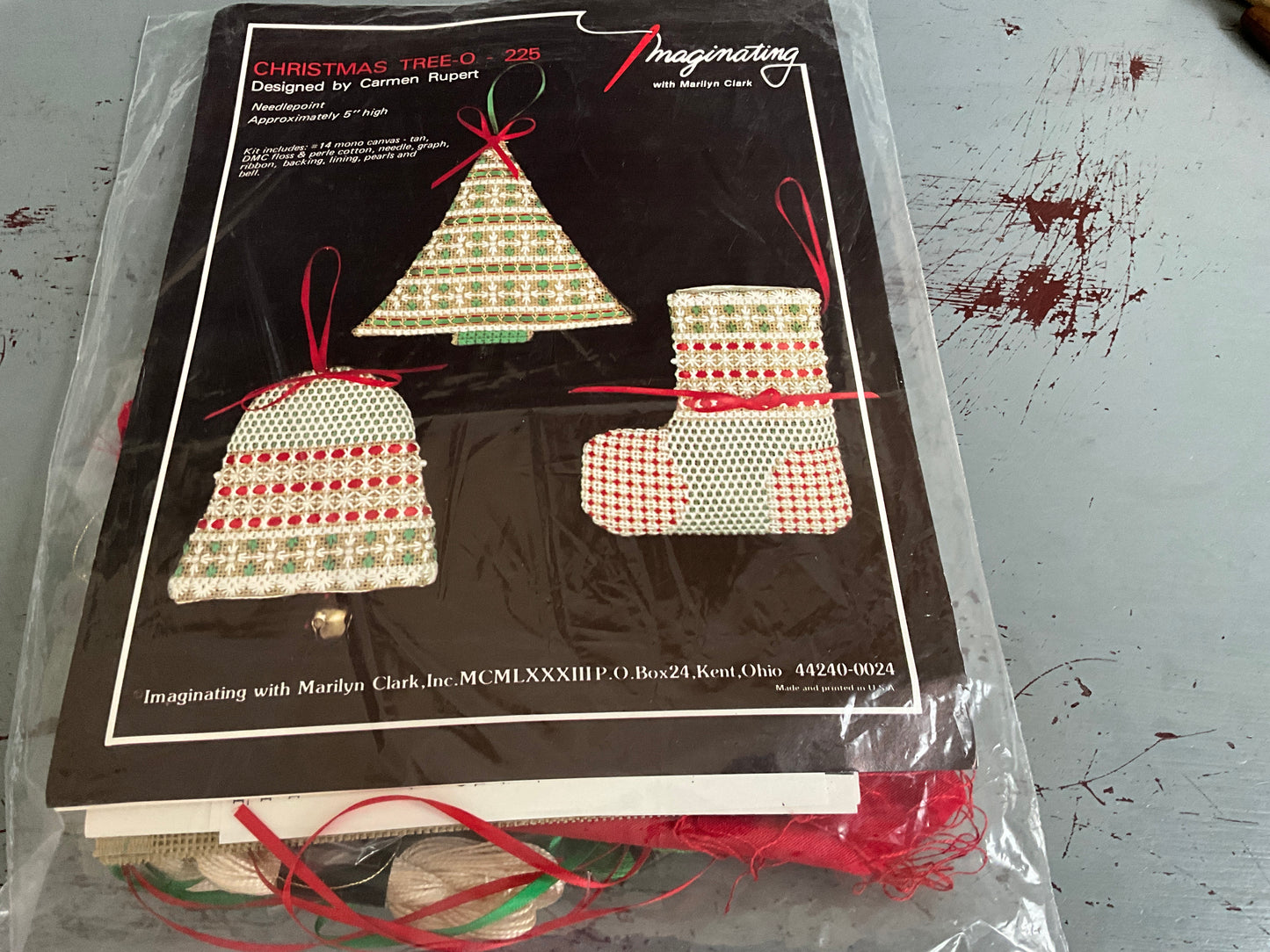 Imaginating Christmas Tree-O 225 needlepoint set of 3 ornaments kit