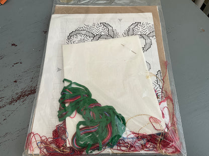 True Colors Heart Wreath SRK 70011 ribbon embroidery kit