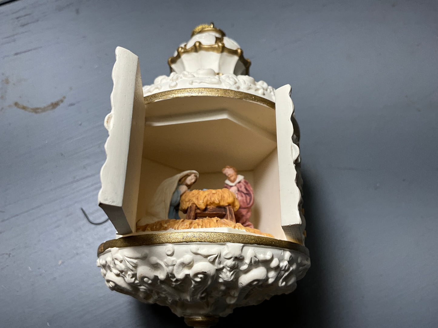 Hallmark Christmas Story Keepsake ornament QX6897