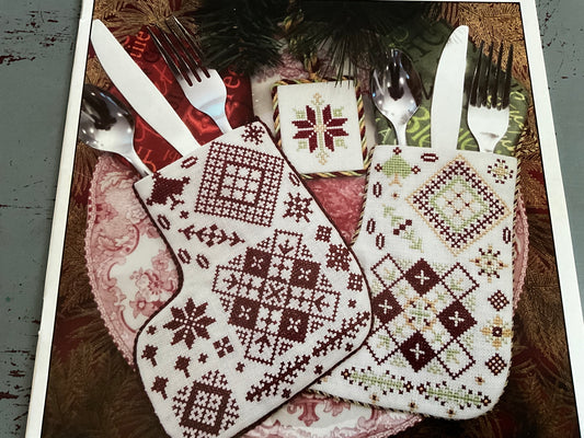 Rosewood Manor Pomegranate Christmas cross stitch chart