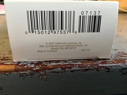 Hallmark Cool Decade 2007.Keepsake Ornament QX7137