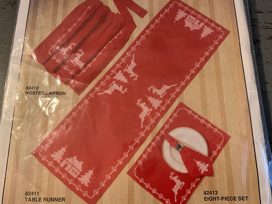 Bucilla country Holiday Table Runner Stamped fabric with instructions (thread not included) 14 inches
