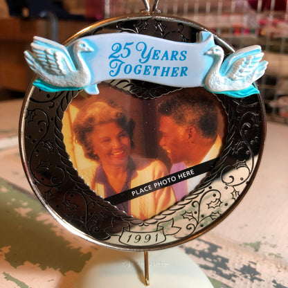 Hallmark, Twenty-Five Years Together, Keepsake Ornament, Dated 1991, QX4947* *Picture Frame Ornament