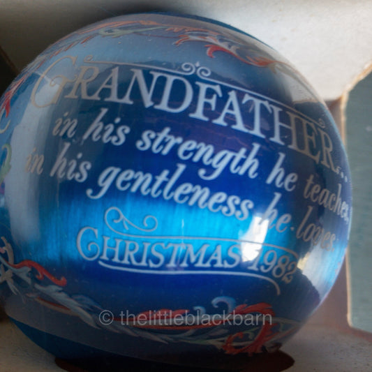 Hallmark Keepsake, Grandfather, Vintage 1982 Ornament, QX2076*
