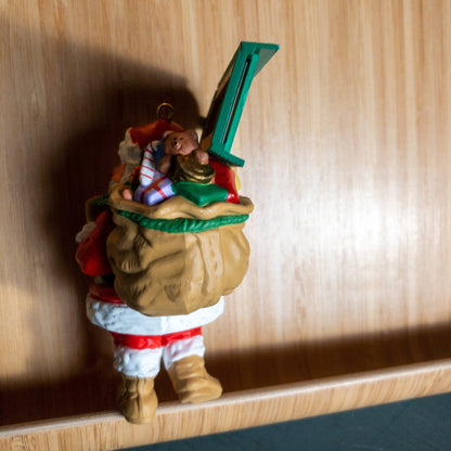 Hallmark, Visit From Santa, Club, Vintage 1989, Keepsake Collectors Club Ornament, QXC5802