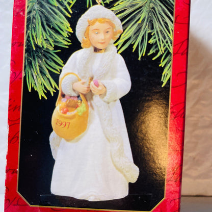 Hallmark, Kolyada Christmas Visitors, Dated 1997, Keepsake Ornament, QX6172