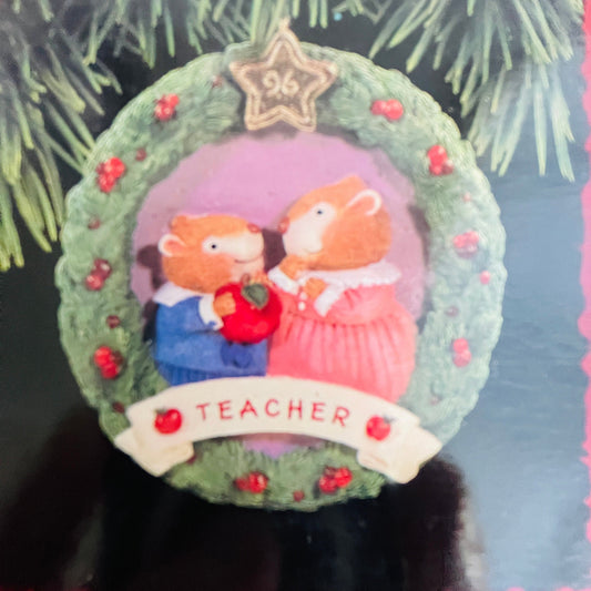 Hallmark, Apple for Teacher, Dated 1996, Keepsake Ornament, QX6121