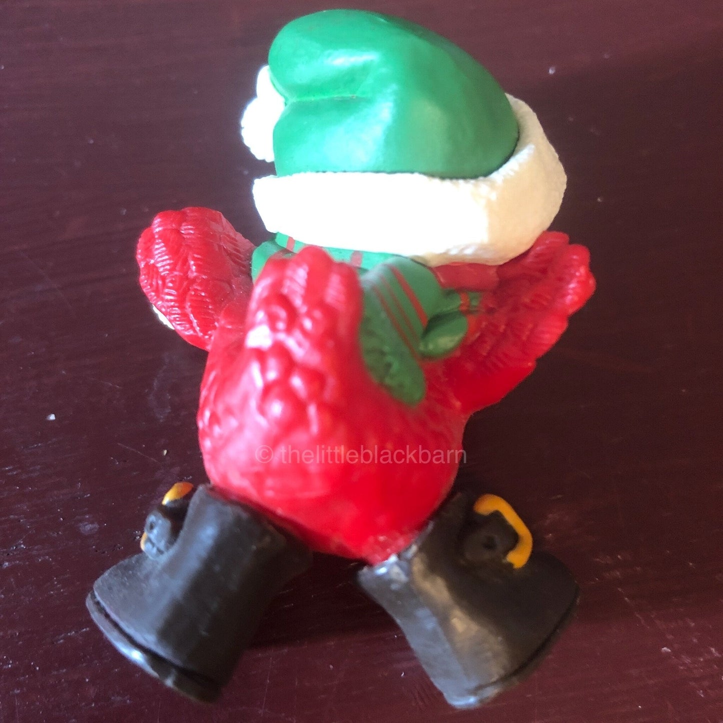 Hallmark, Redbird with Snowball, Vintage 1981, Merry Miniatures, Ornament, XHA3405*