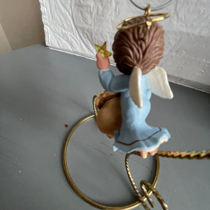 Hallmark Starlight Angel - Lighted, Vintage 1990 Keepsake Ornament QLX7306